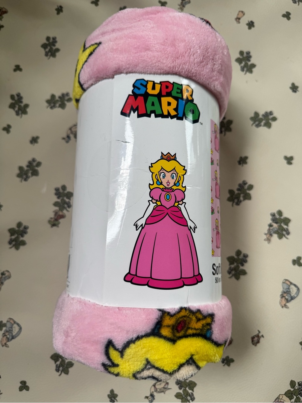 Official Nintendo Super Mario Princess Peach Soft Plush Throw